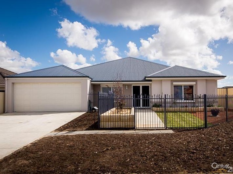 17 Deflexa Road, Canning Vale WA 6155