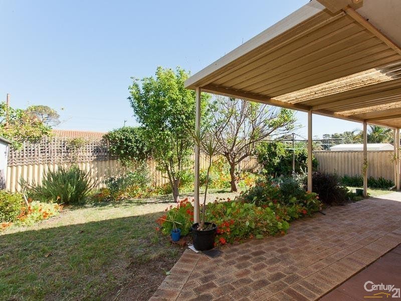 65b Murchison Way, Gosnells WA 6110