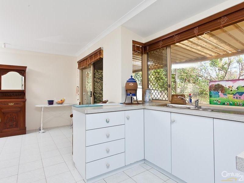 65b Murchison Way, Gosnells WA 6110
