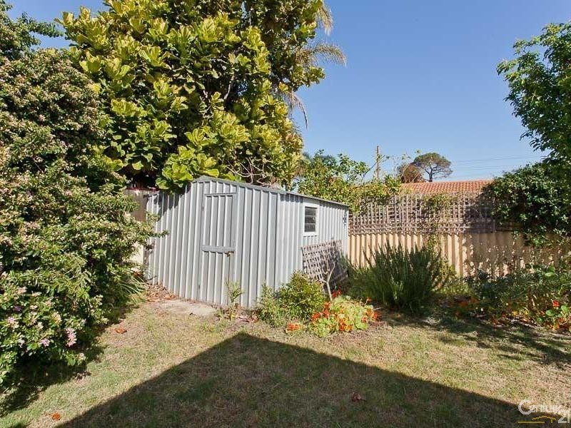 65b Murchison Way, Gosnells WA 6110
