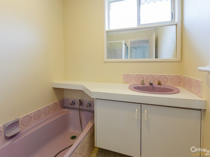 23 Kingsley Terrace, Kelmscott WA 6111