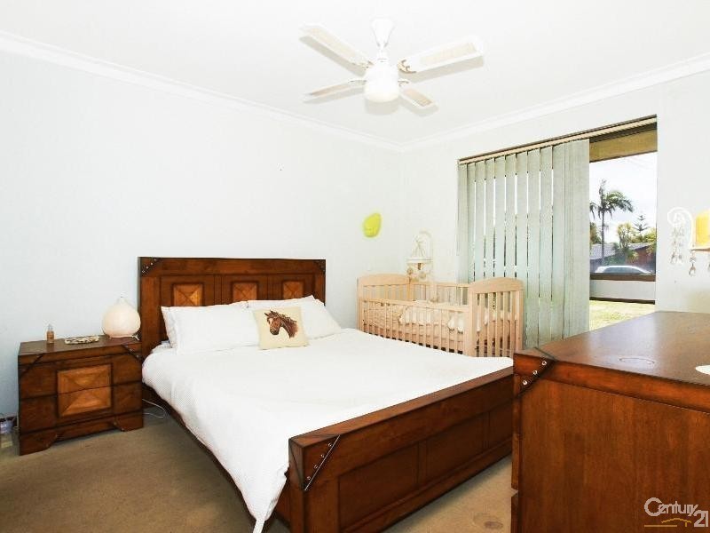 15 McLeish Place, Thornlie WA 6108