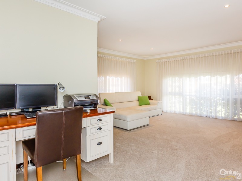 30 Amstey Street, Riverton WA 6148