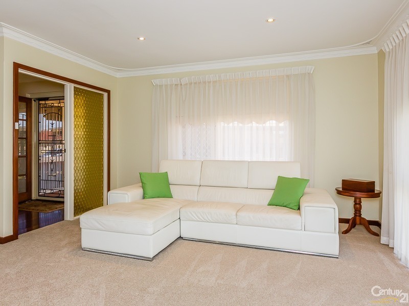 30 Amstey Street, Riverton WA 6148