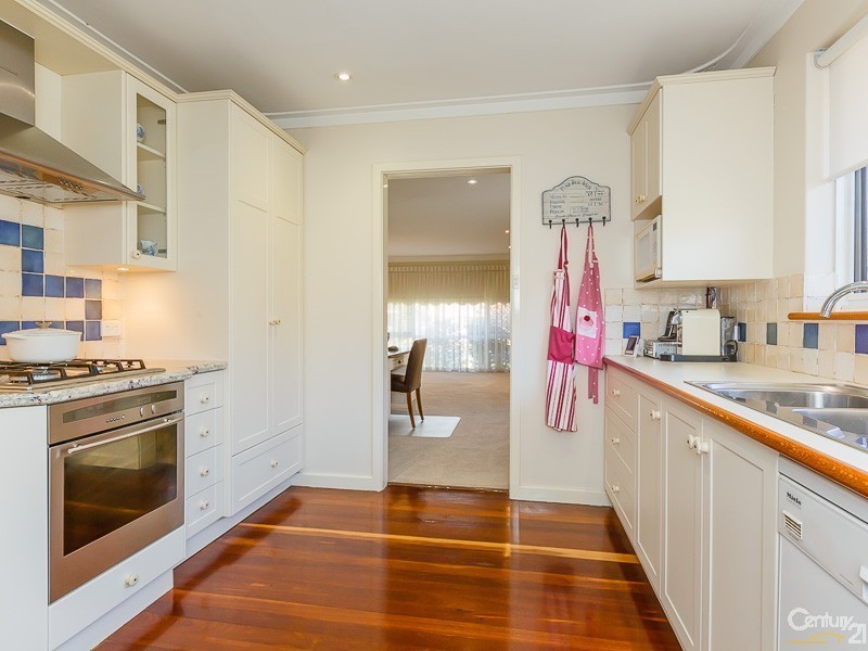 30 Amstey Street, Riverton WA 6148