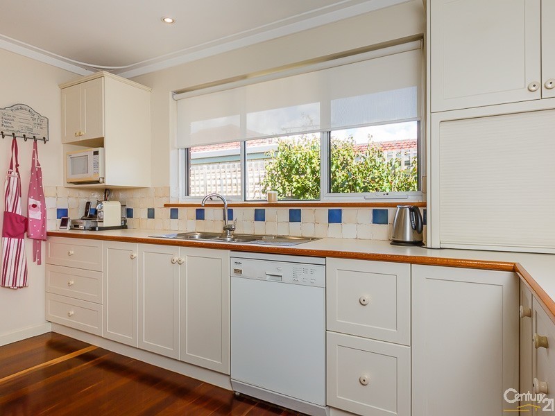 30 Amstey Street, Riverton WA 6148