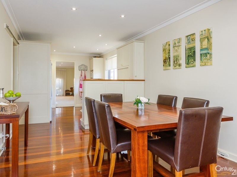 30 Amstey Street, Riverton WA 6148