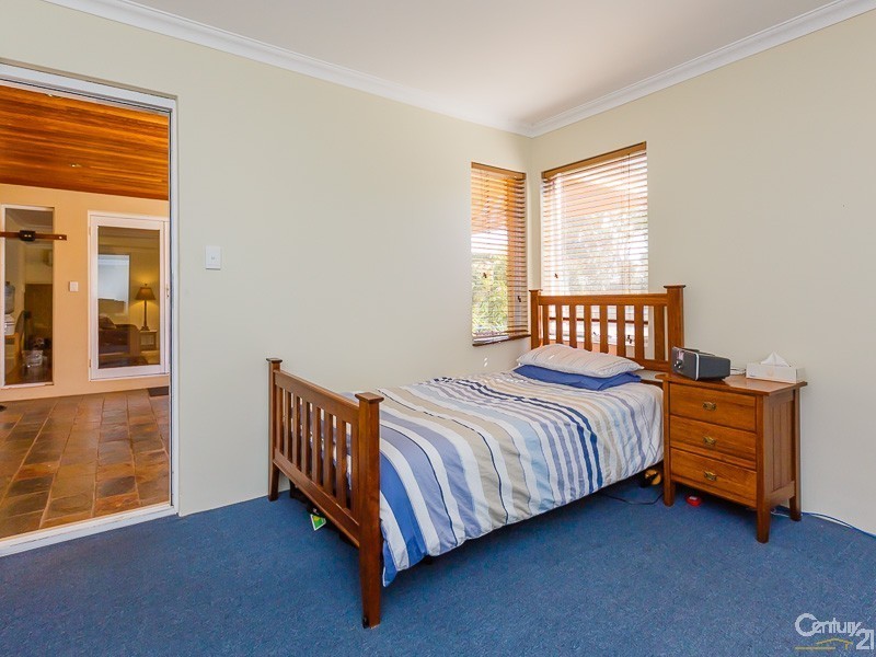 30 Amstey Street, Riverton WA 6148