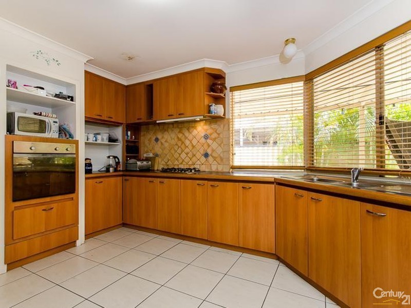 14 Tobermory Pass, Canning Vale WA 6155