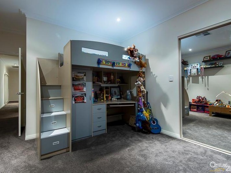 355 Wright Road, Piara Waters WA 6112