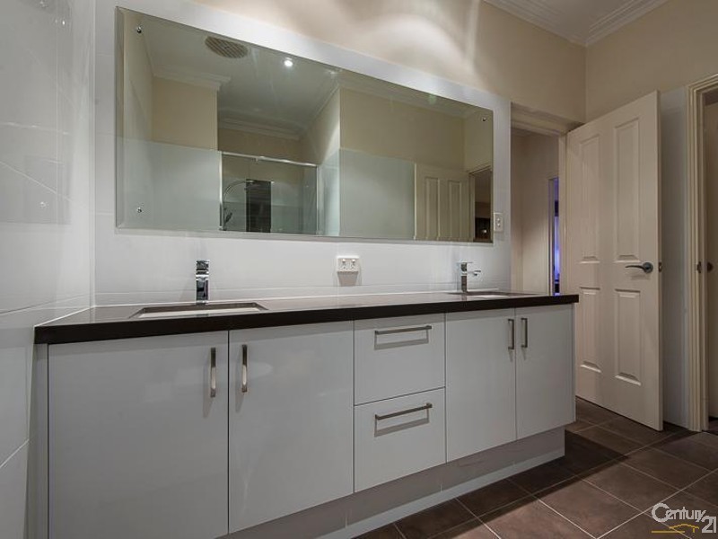 355 Wright Road, Piara Waters WA 6112