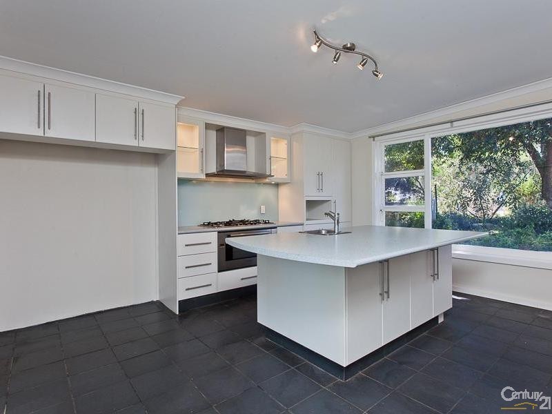 14 Cumberland Road, Forrestfield WA 6058