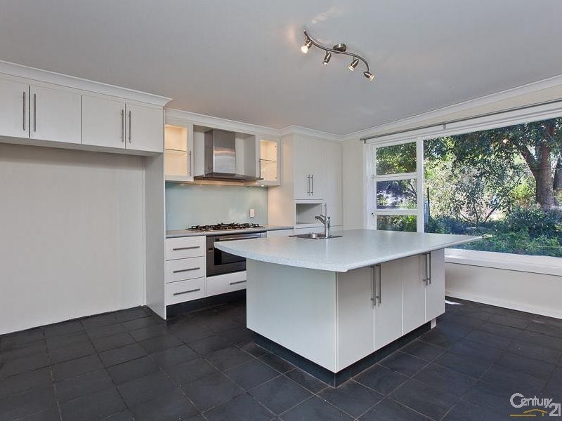 14 Cumberland Road, Forrestfield WA 6058