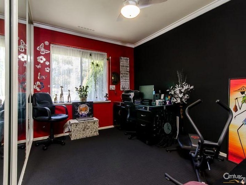 36 Toorak Road, Armadale WA 6112