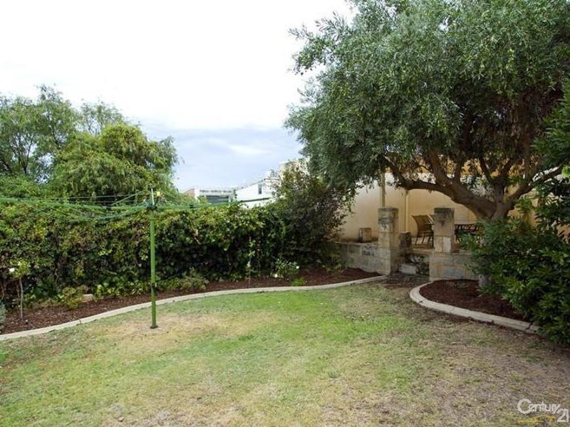 21 Ashburton Terrace, Fremantle WA 6160