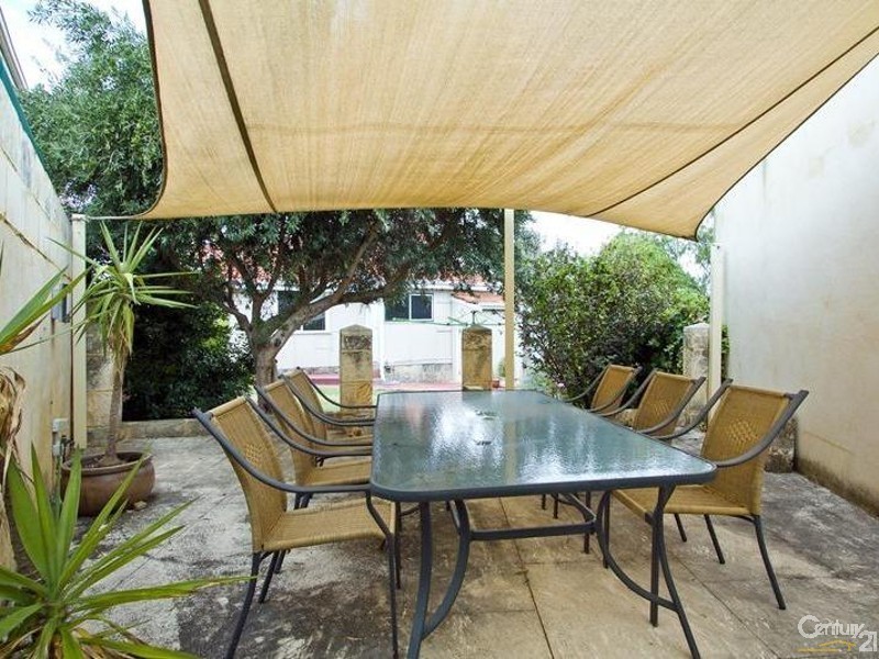 21 Ashburton Terrace, Fremantle WA 6160