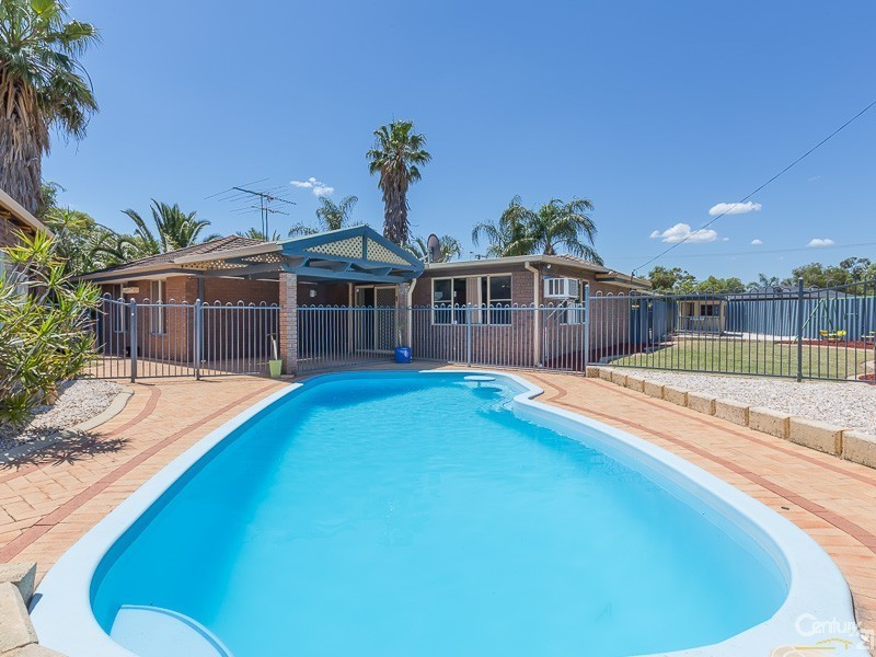 139 Grovelands Drive, Camillo WA 6111