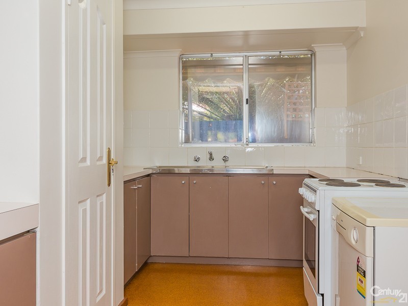 139 Grovelands Drive, Camillo WA 6111