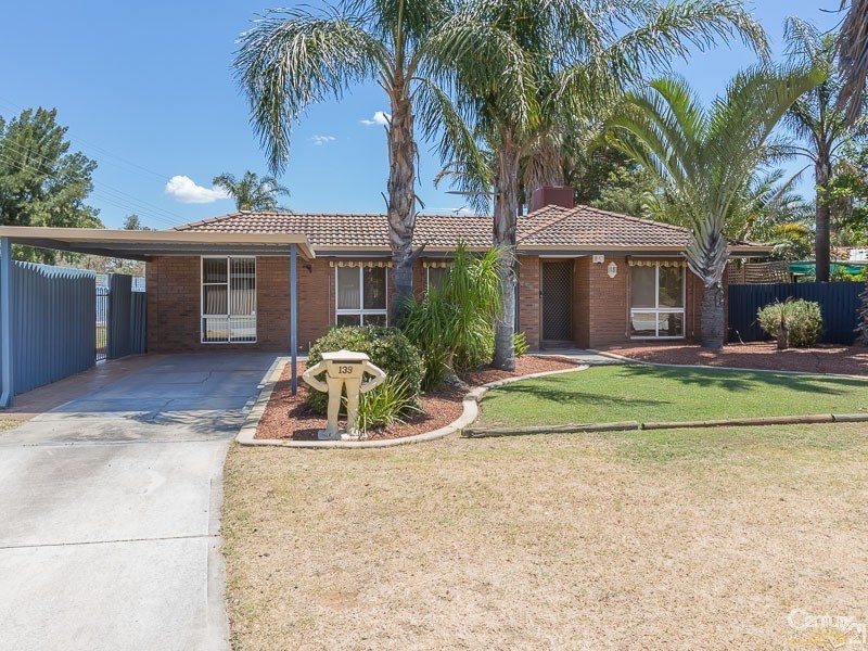 139 Grovelands Drive, Camillo WA 6111