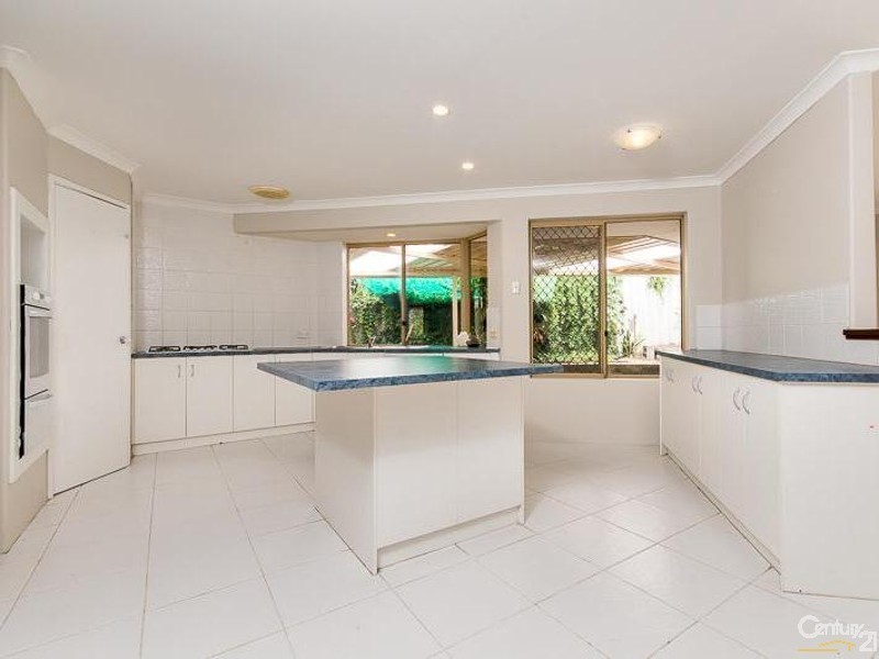14 Taylor Close, Leda WA 6170