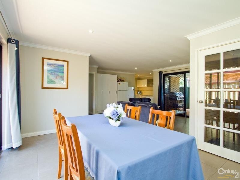 66 Agincourt Drive, Forrestfield WA 6058
