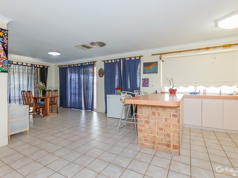 5 Spears Court, Gosnells WA 6110