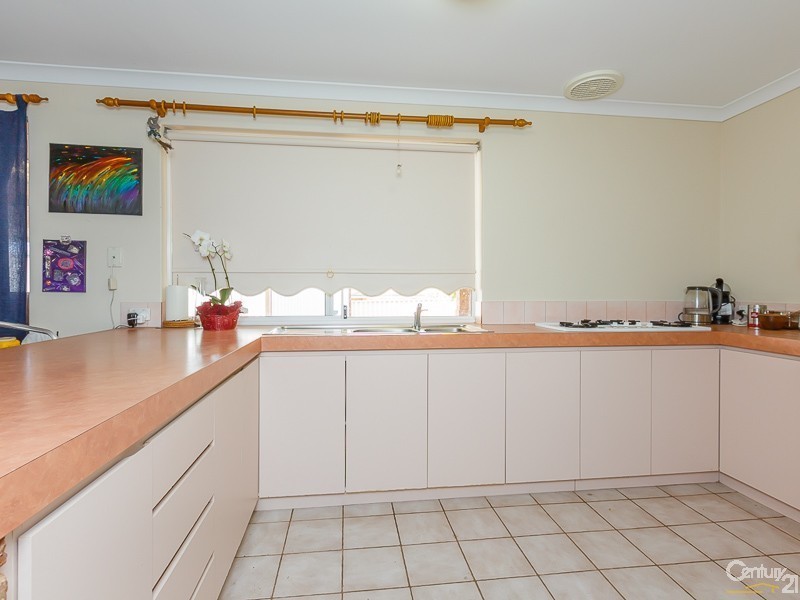 5 Spears Court, Gosnells WA 6110