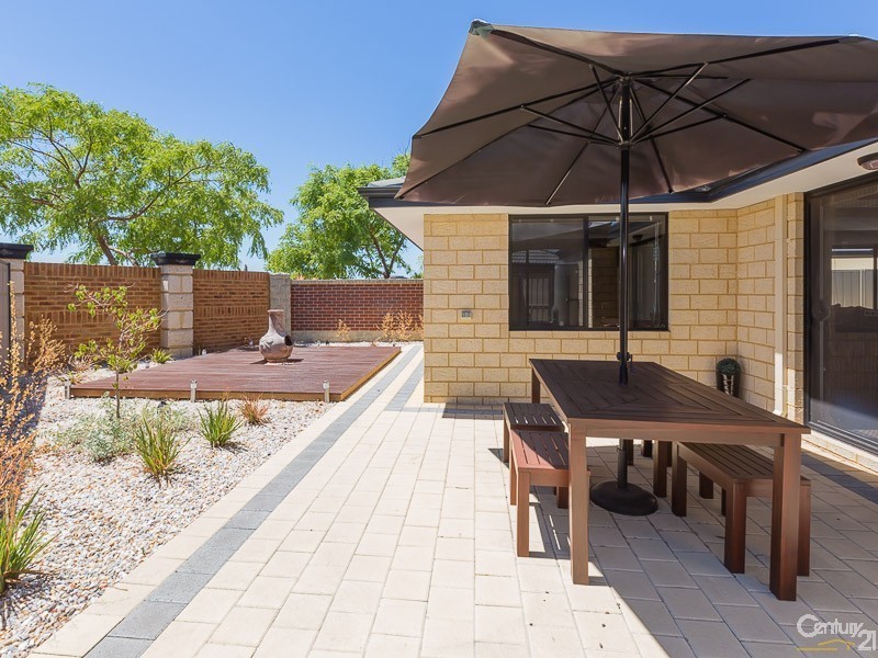 113 Canna Drive, Canning Vale WA 6155