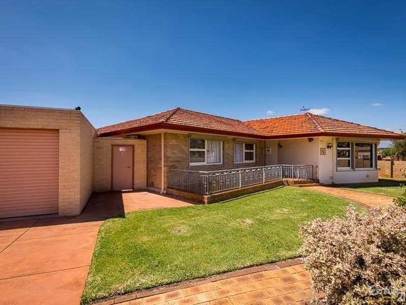 72 Armstrong Road, Wilson WA 6107