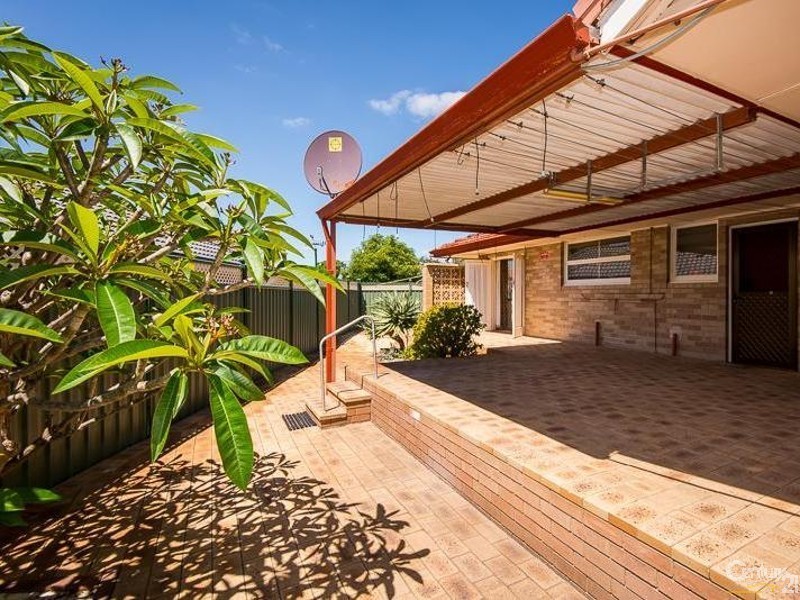 72 Armstrong Road, Wilson WA 6107