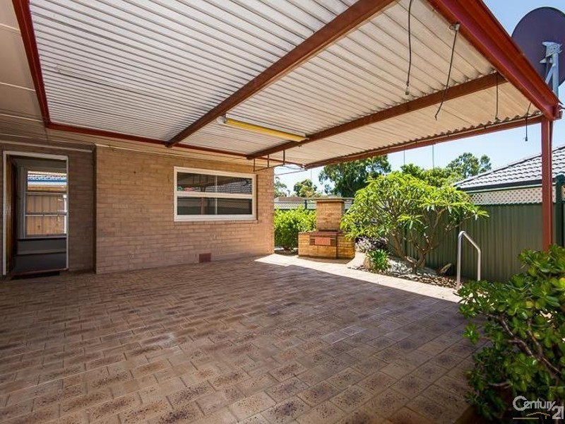 72 Armstrong Road, Wilson WA 6107