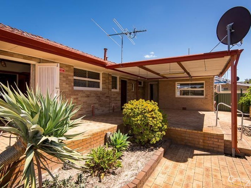 72 Armstrong Road, Wilson WA 6107