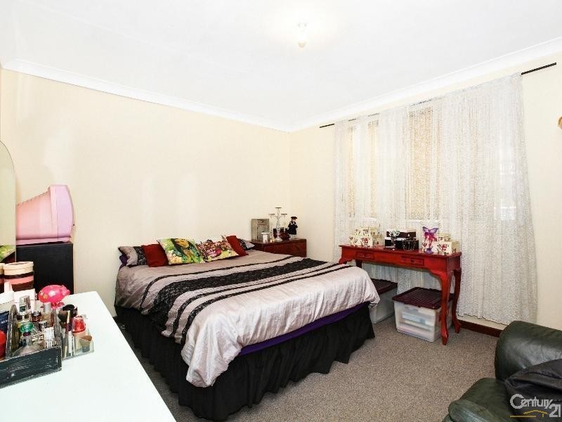 31 Galaxy Way, Carlisle WA 6101