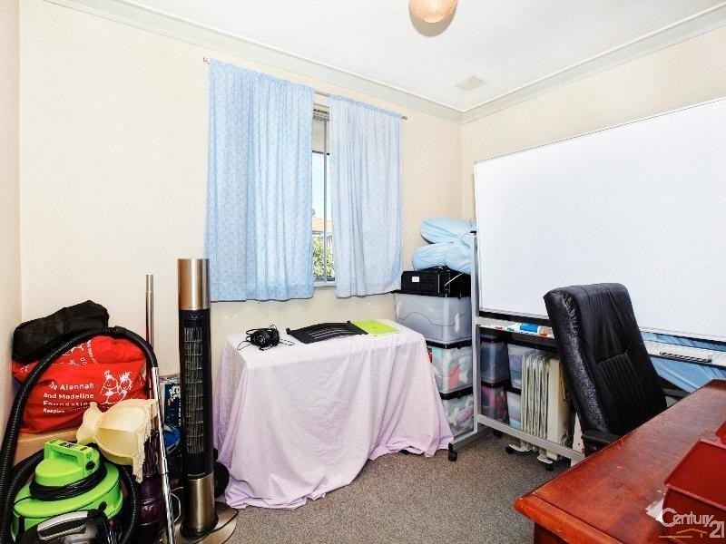 31 Galaxy Way, Carlisle WA 6101