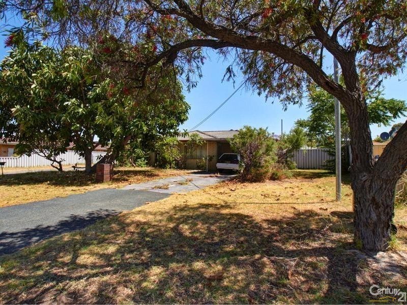 31 Galaxy Way, Carlisle WA 6101