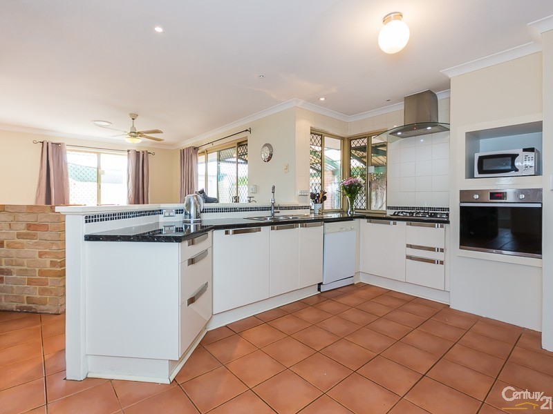 41 Leatherwood Way, Huntingdale WA 6110