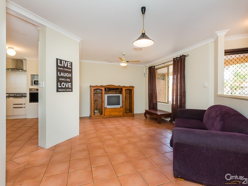 41 Leatherwood Way, Huntingdale WA 6110