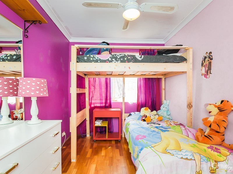 41 Leatherwood Way, Huntingdale WA 6110