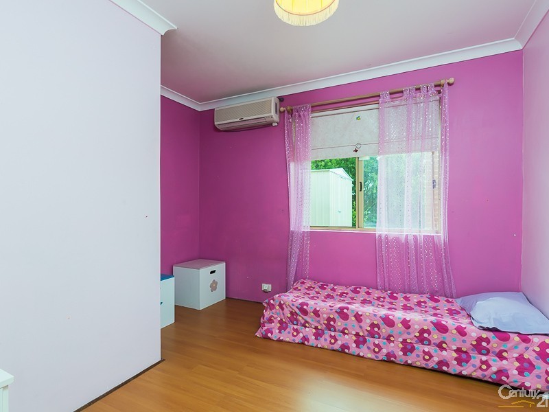 41 Leatherwood Way, Huntingdale WA 6110