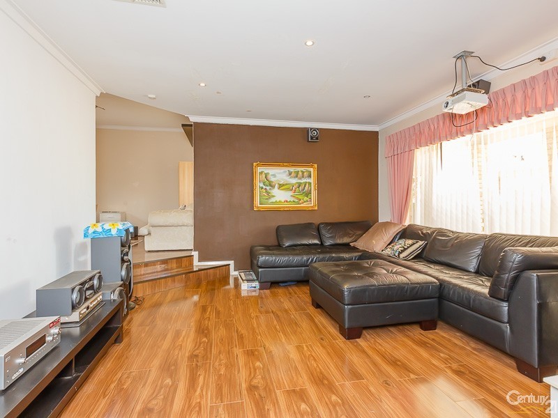 3 Merino Court, Thornlie WA 6108