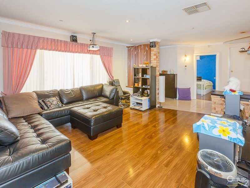 3 Merino Court, Thornlie WA 6108