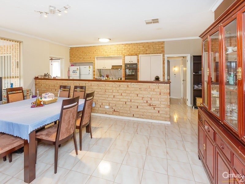 3 Merino Court, Thornlie WA 6108