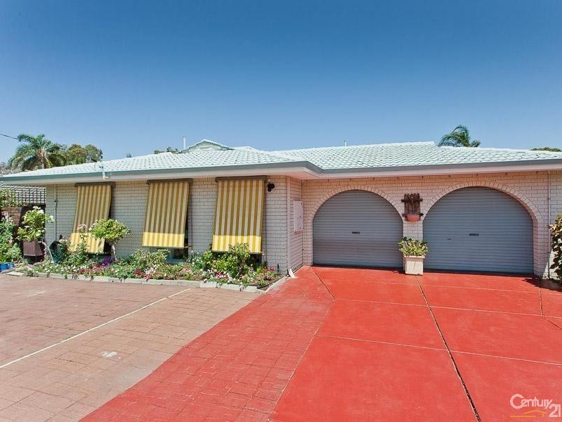 61 Glyndebourne Avenue, Thornlie WA 6108