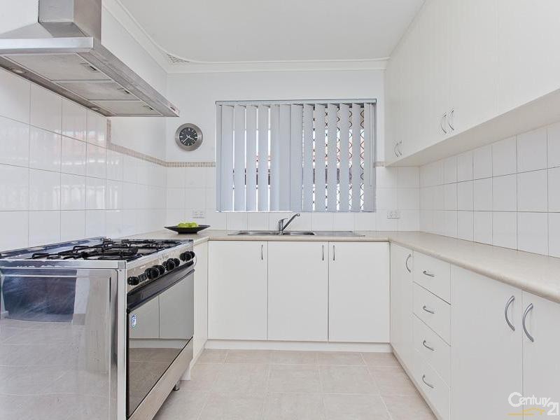 9 Danohill Street, Huntingdale WA 6110