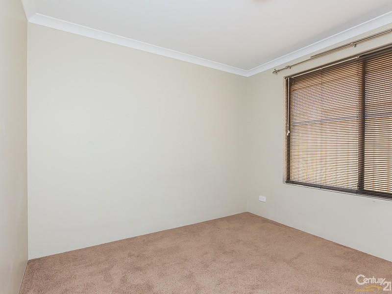 7 Oak Ridge Meander, Success WA 6164