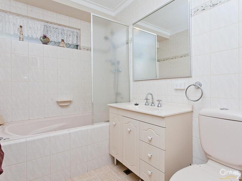 18 Olga Road, Maddington WA 6109