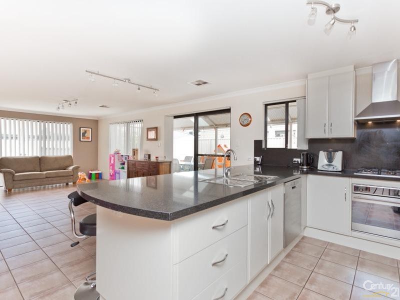 41 Gay Street, Huntingdale WA 6110