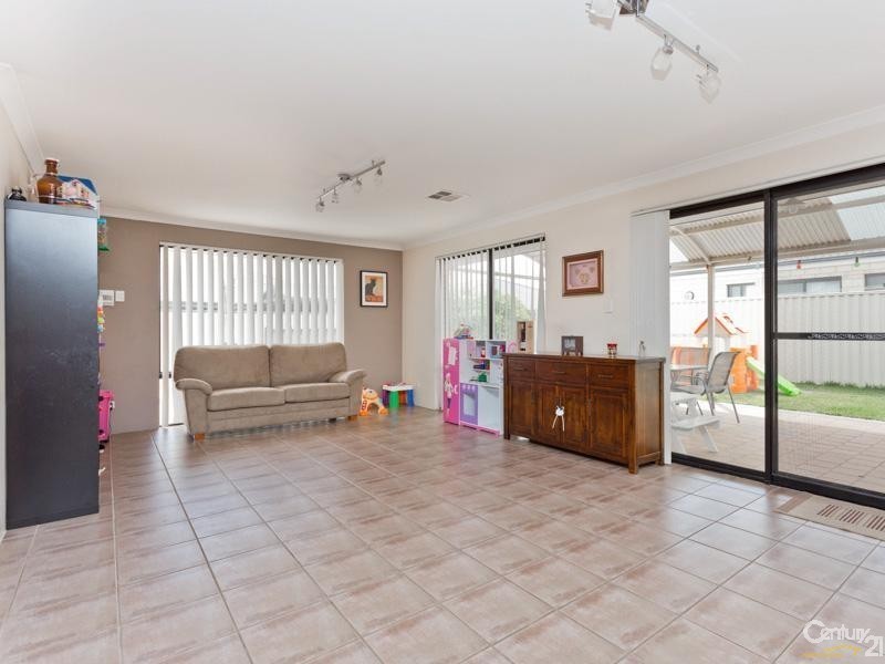 41 Gay Street, Huntingdale WA 6110