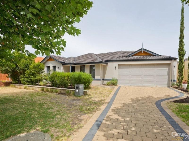9 Southacre Drive, Canning Vale WA 6155