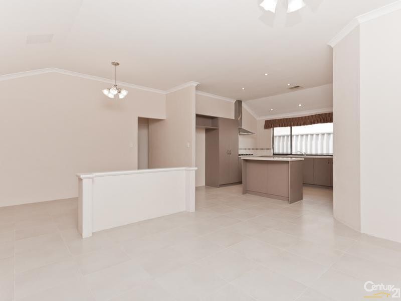 9 Southacre Drive, Canning Vale WA 6155